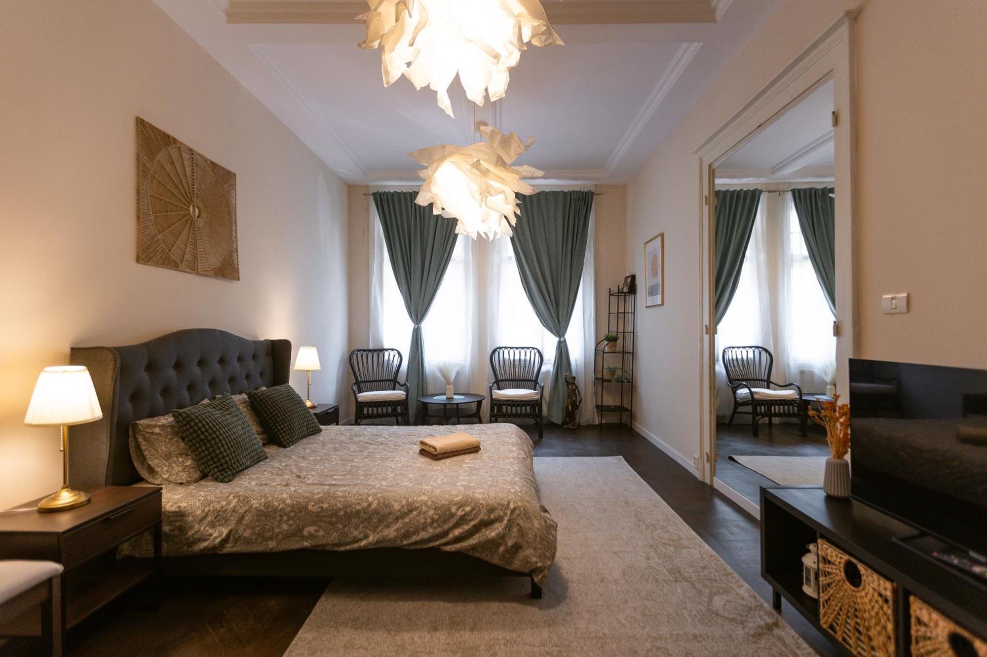 Central Charm - 2Br Apartment Тімішоара Екстер'єр фото