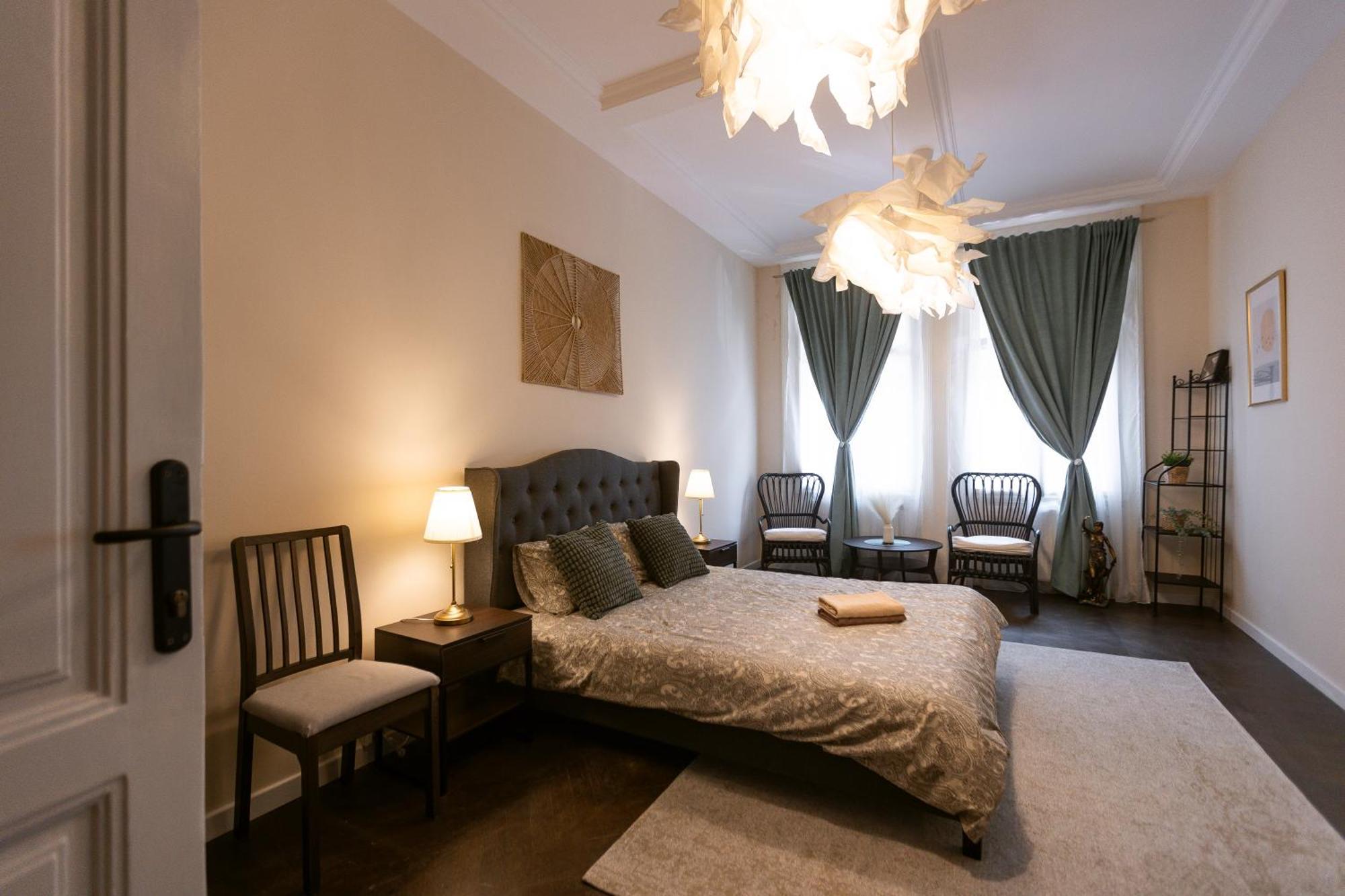 Central Charm - 2Br Apartment Тімішоара Екстер'єр фото