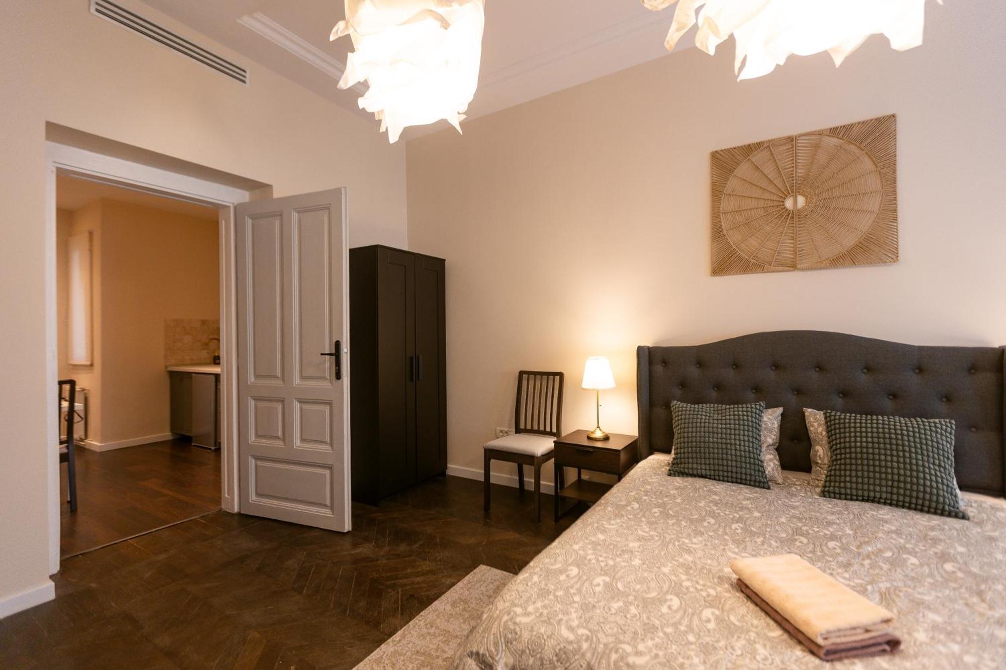 Central Charm - 2Br Apartment Тімішоара Екстер'єр фото