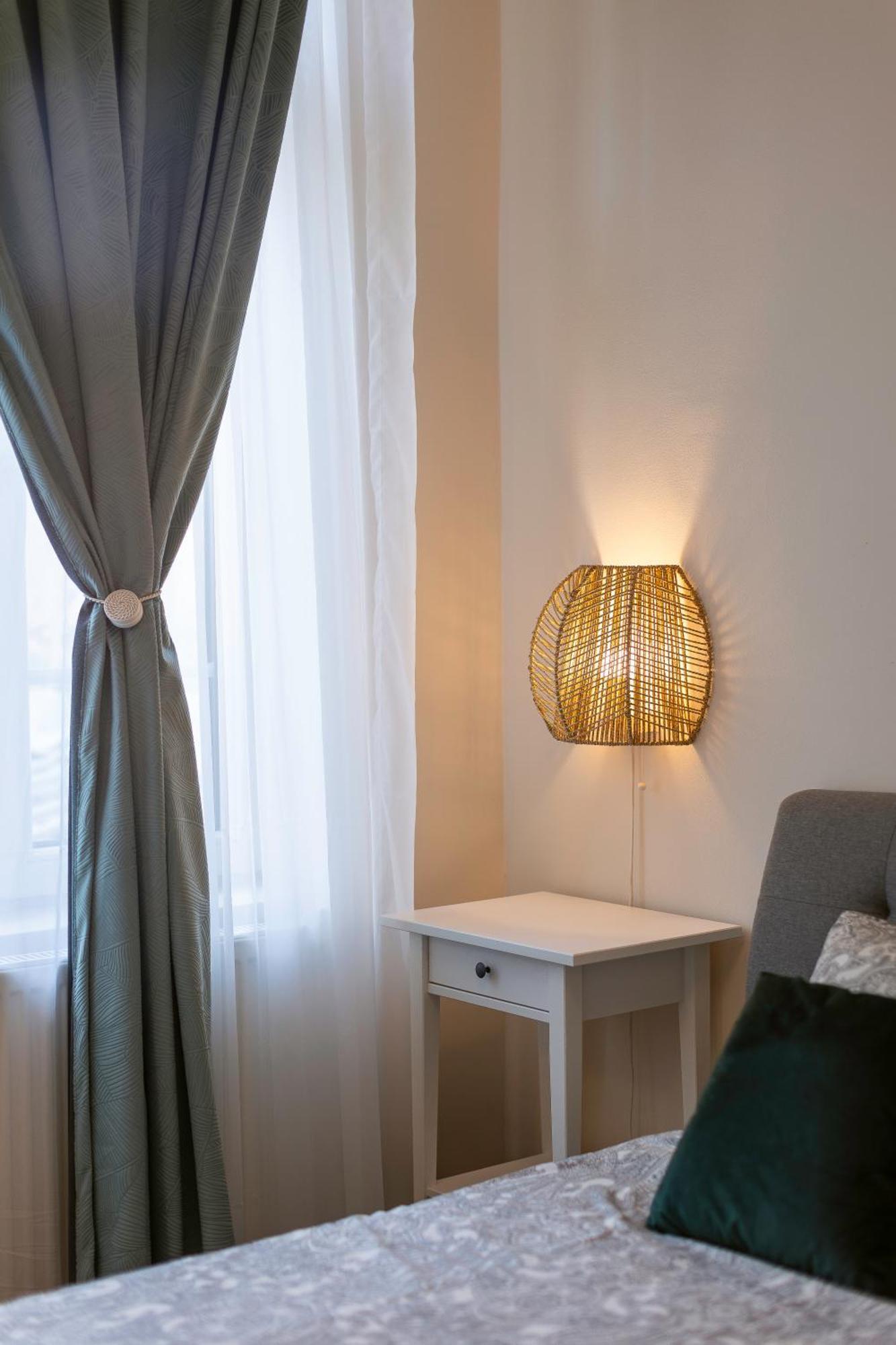 Central Charm - 2Br Apartment Тімішоара Екстер'єр фото
